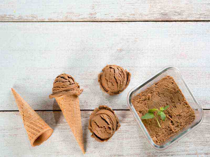 Cremiges Kaffee Eis